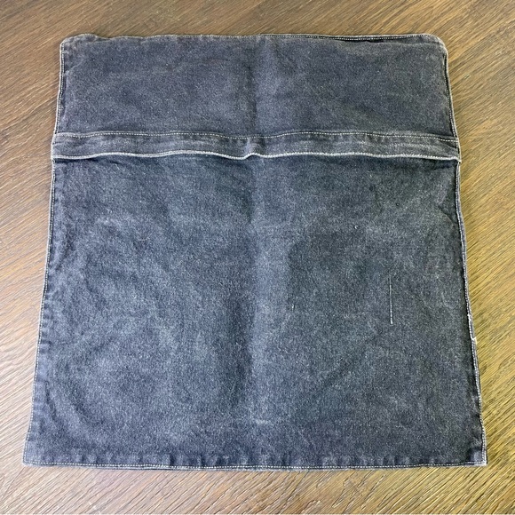 MPLS Minneapolis Canvas 17" Square Accent Pillow Sham Distressed Black Ivory - Picture 4 of 5